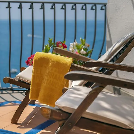 Miramare Ποζιτάνο