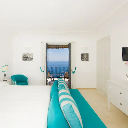 Miramare פוזיטנו